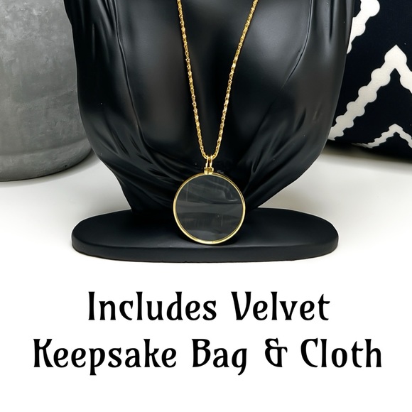 ❀ 5.5X Gold Magnifying Glass Statement Necklace Readers - Picture 4 of 6